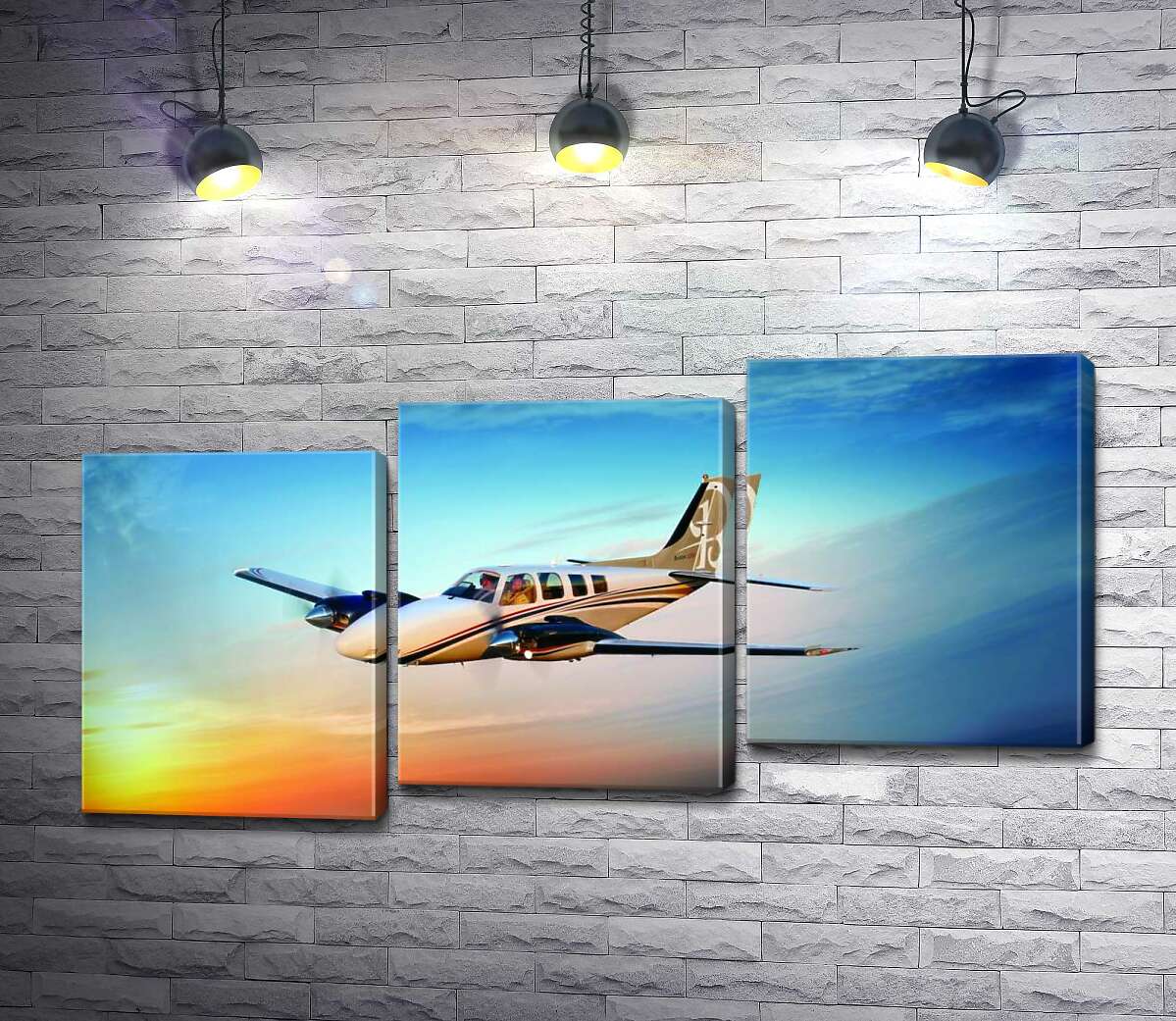 модульна картина Американський літак Beechcraft Bonanza серед палаючого заходу (Модуль №14)