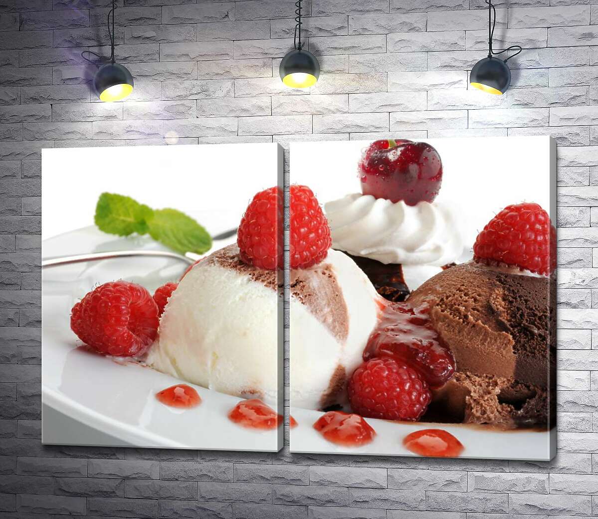 модульная картина Сочетание сладкого шоколадно-ванильного мороженого и кислинки малинового джема