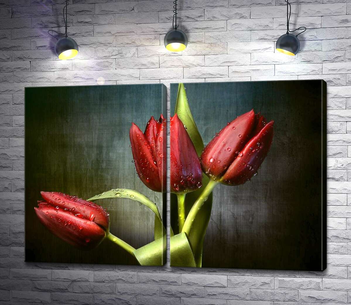 модульна картина Соковито-червоні тюльпани, омиті свіжою росою