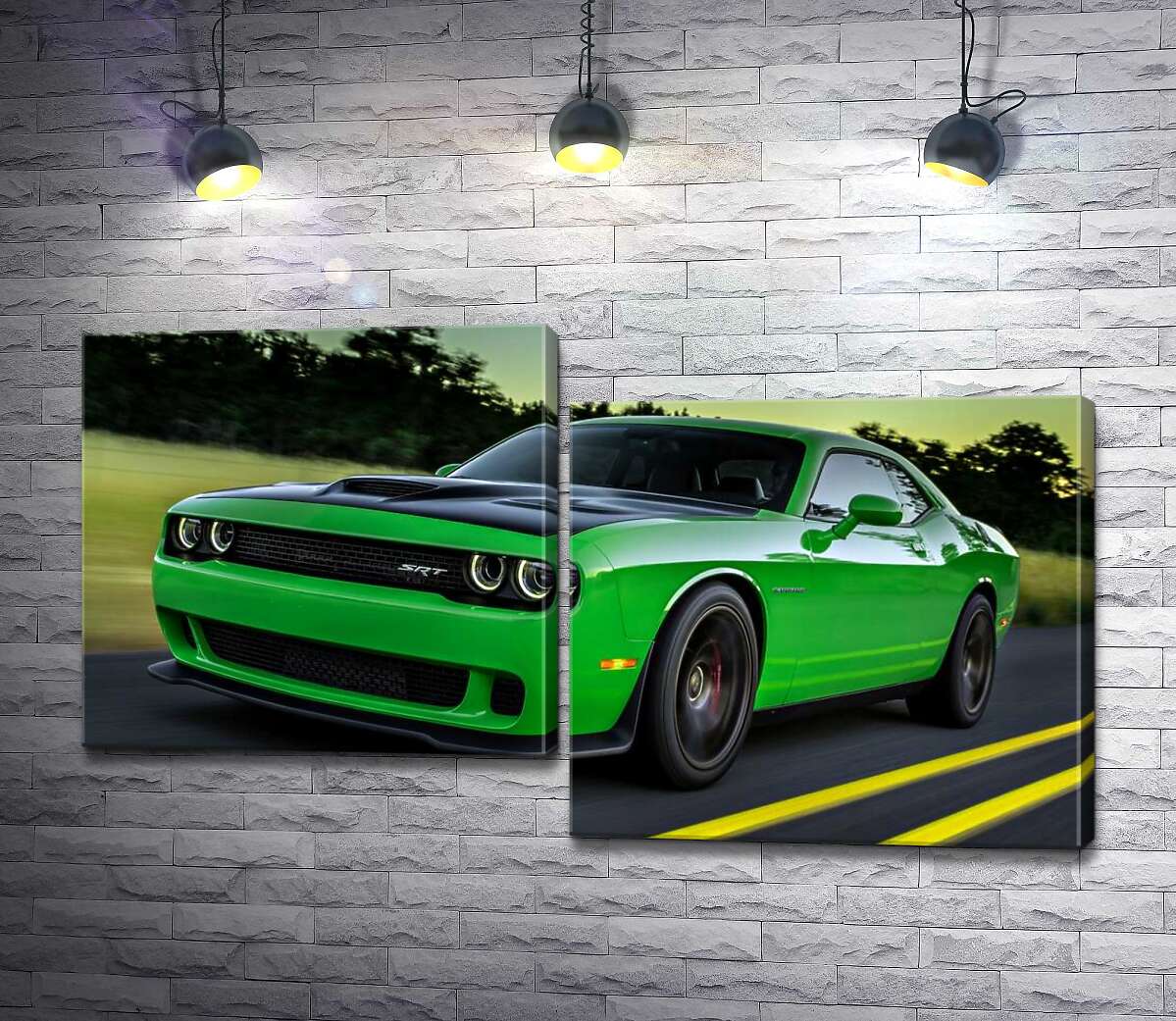 модульная картина Сочно-зеленый автомобиль Dodge Challenger Hellcat несется по дороге (Модуль №9)
