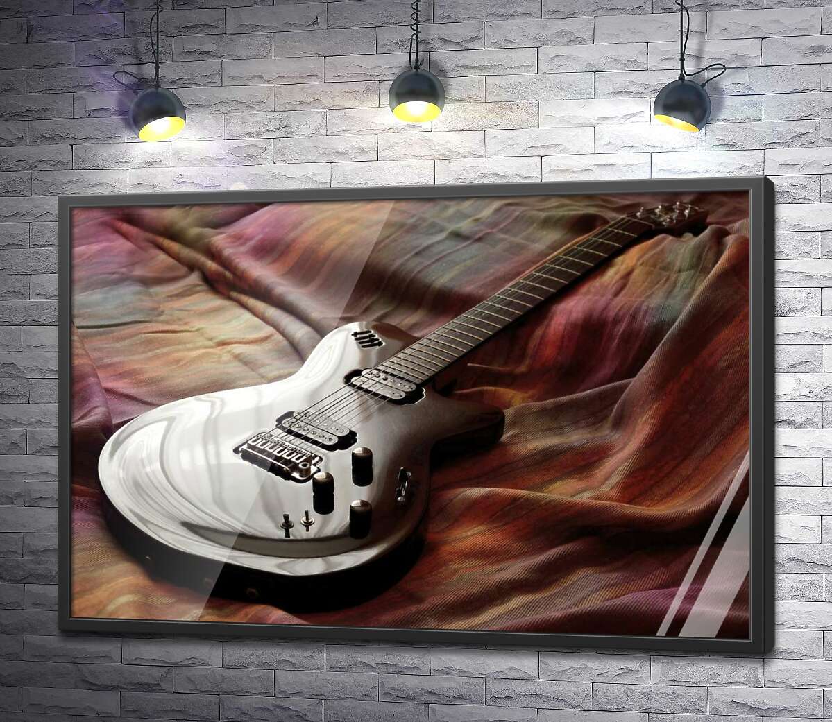 постер Вигини електронної гітари на м'яких складках тканини