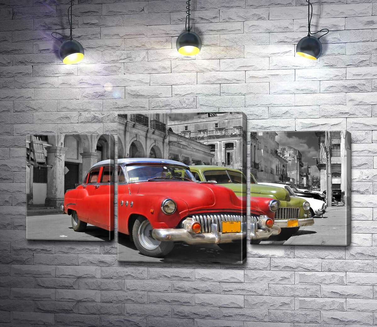 модульна картина Червона модель автомобіля Chevrolet 1952 року на старовинній вулиці Куби (Модуль №10)