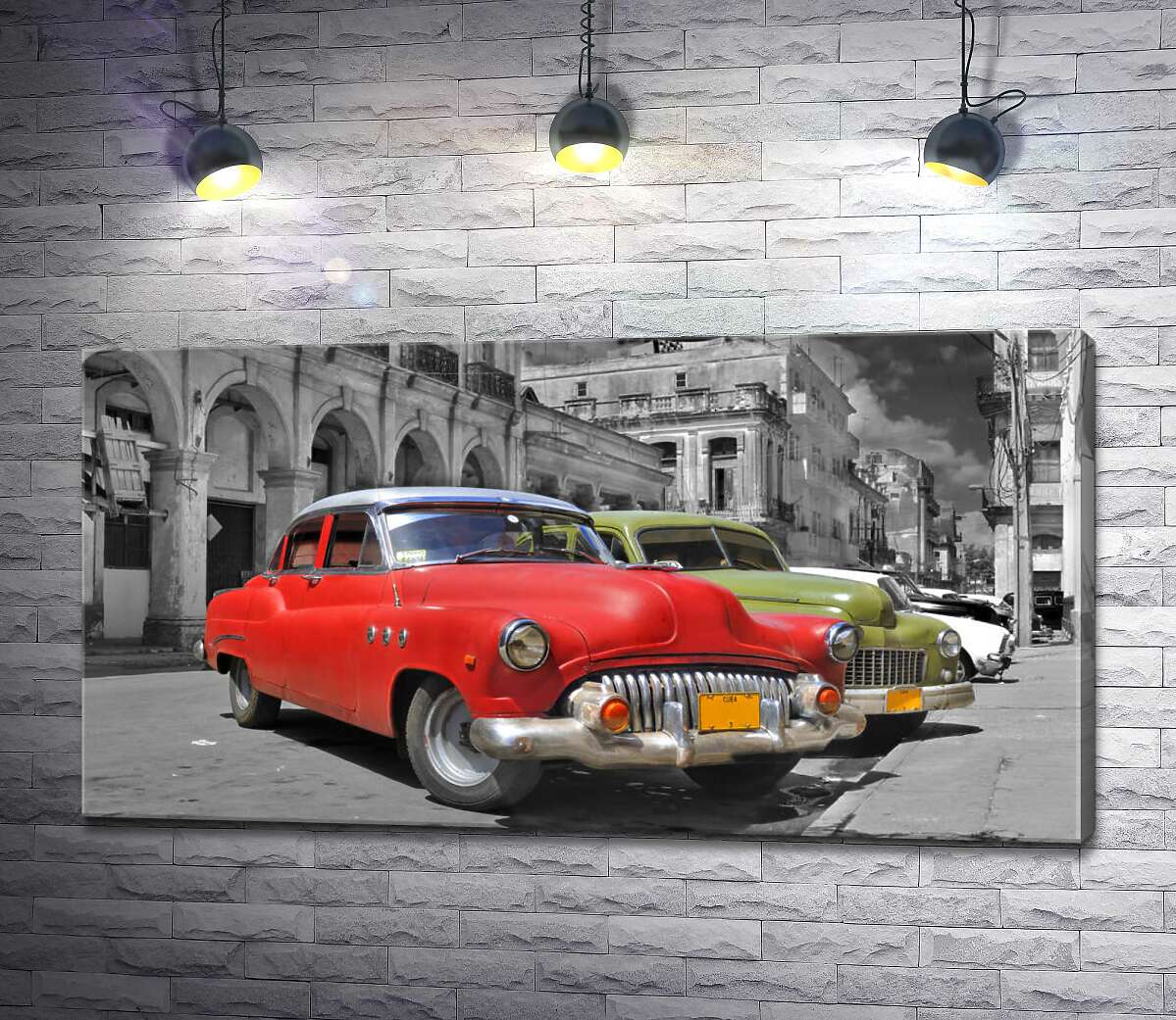 картина Червона модель автомобіля Chevrolet 1952 року на старовинній вулиці Куби