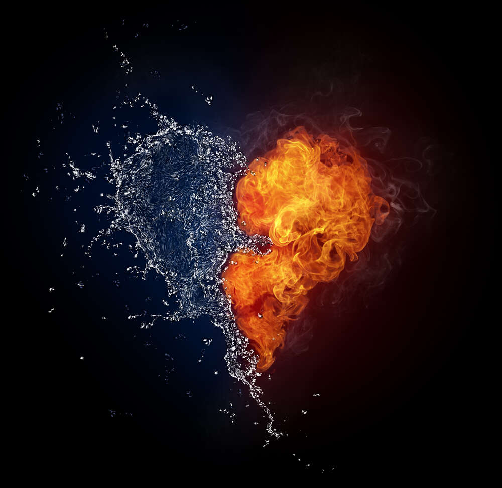 картина-постер Непереможне кохання: серце із вогню та води