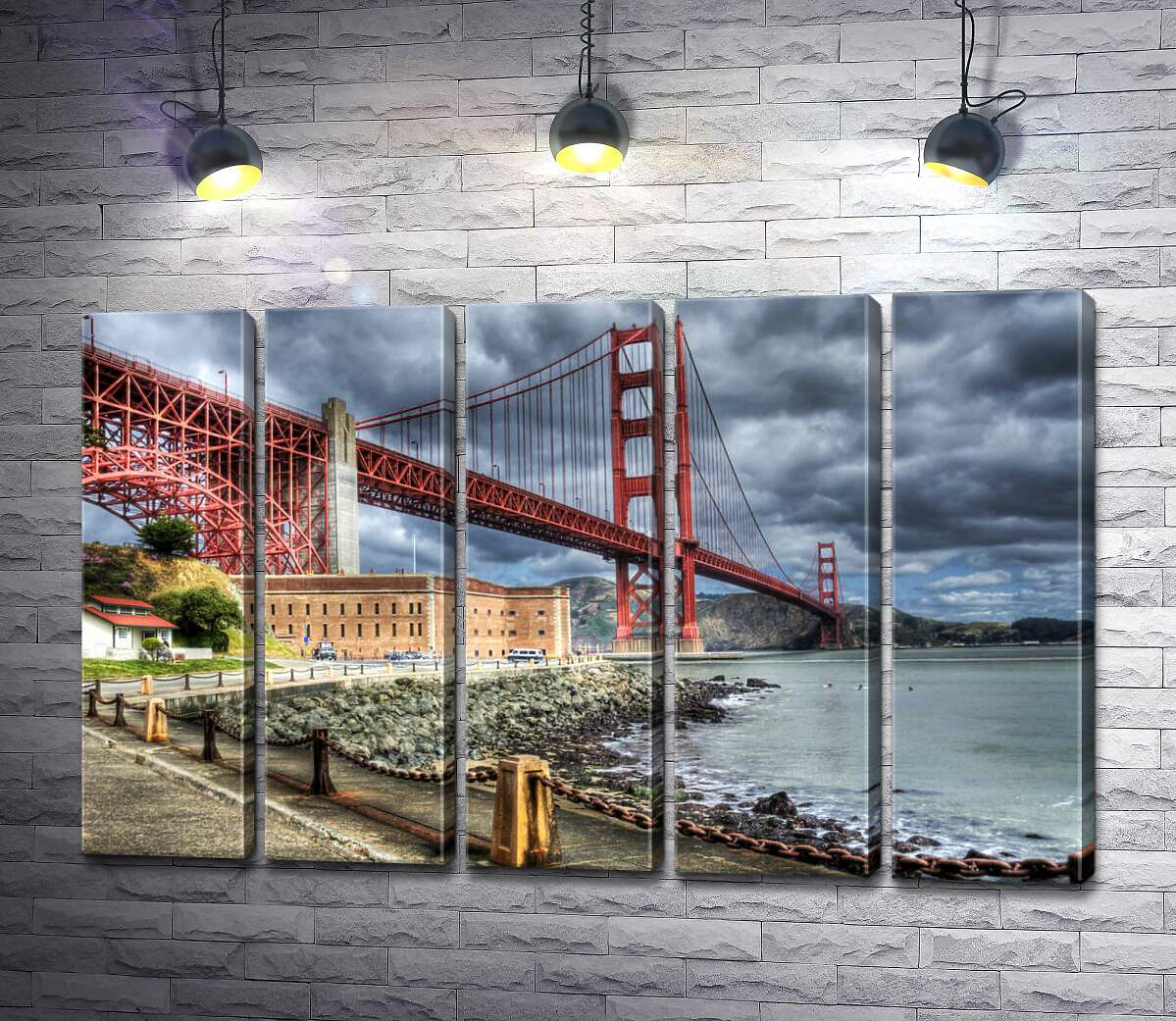 модульна картина Багряний міст "Золоті ворота" (Golden Gate Bridge) впирається в грозові хмари (Модуль №26)