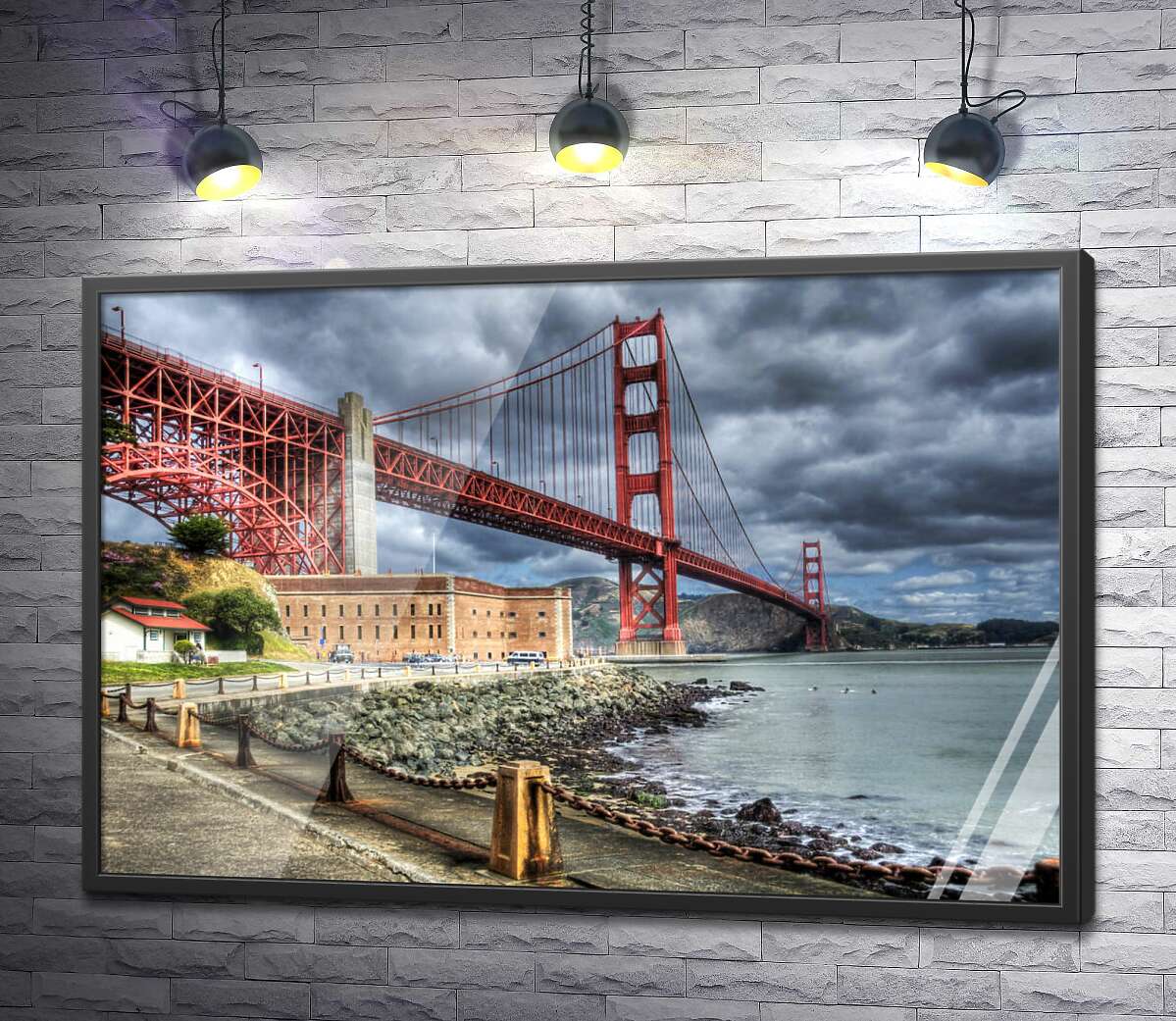 постер Багряний міст "Золоті ворота" (Golden Gate Bridge) впирається в грозові хмари