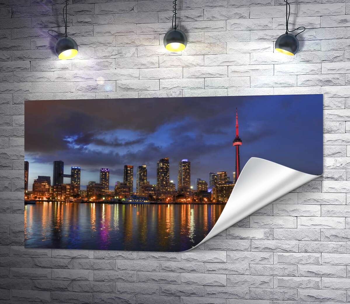 печать Свет от небоскребов Торонто падает на тихие воды озера Онтарио