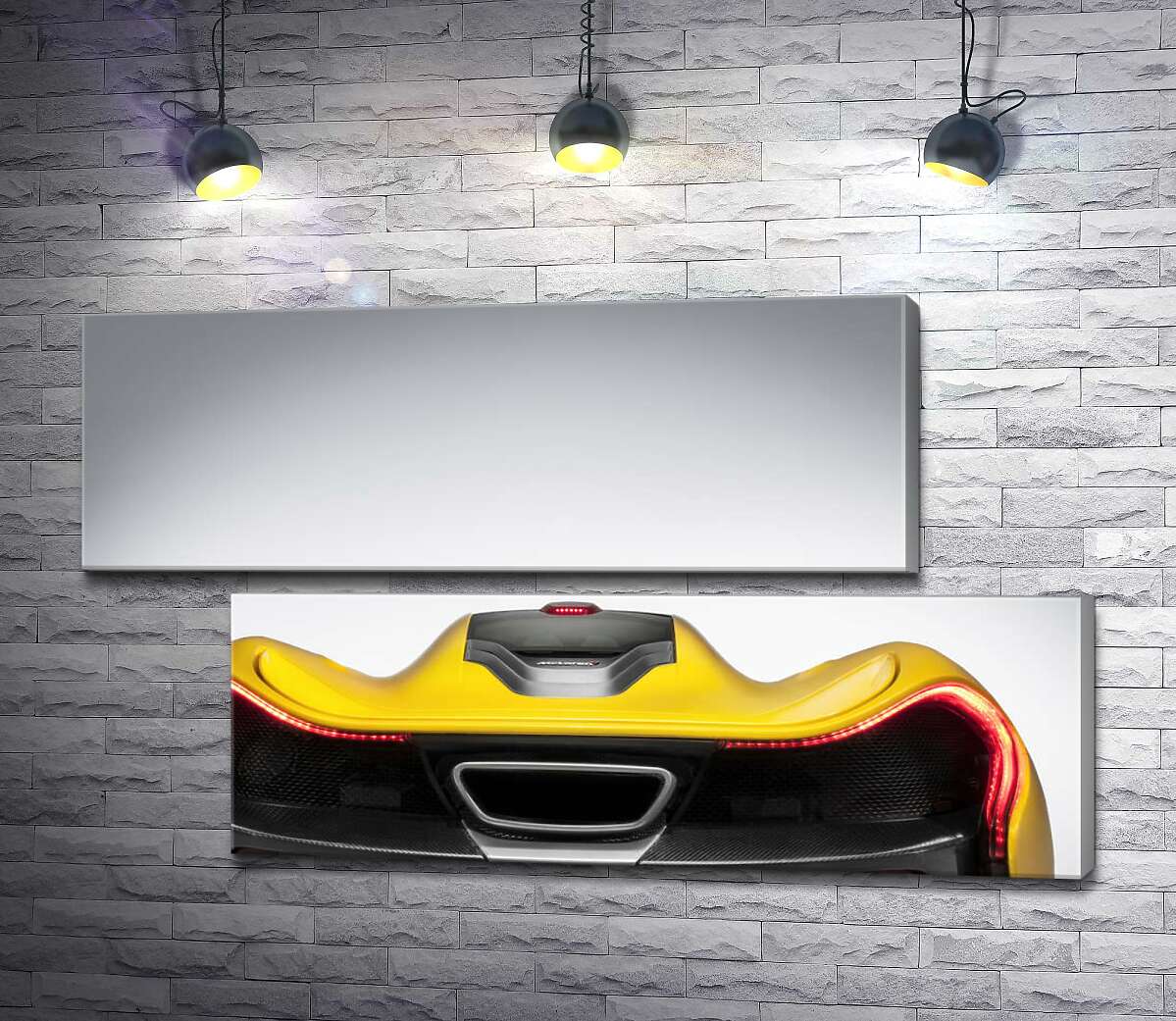 модульна картина Плавні вигини бампера суперкара McLaren P1 (Модуль №8)