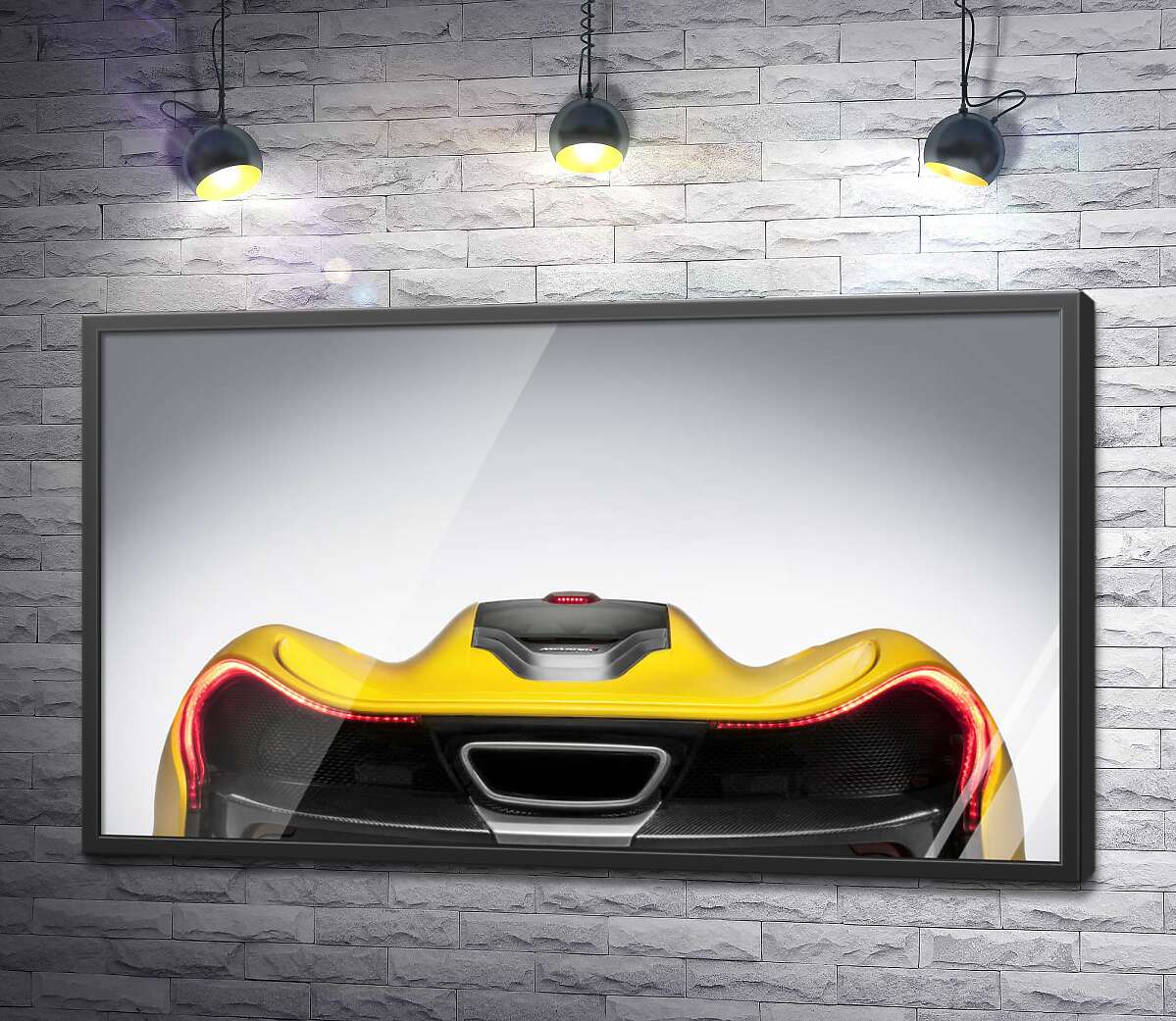 постер Плавные изгибы бампера суперкара McLaren P1