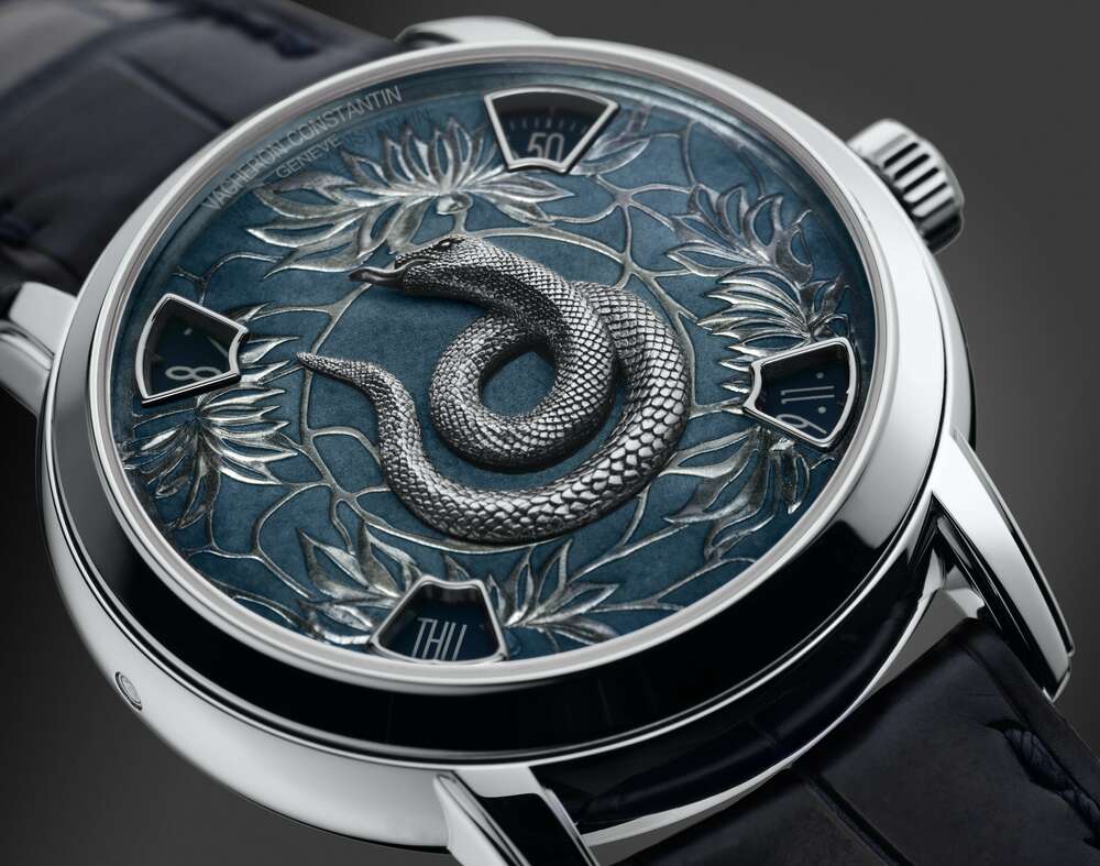 картина-постер Зодиакальная змея на часах швейцарского бренда Vacheron Constantin