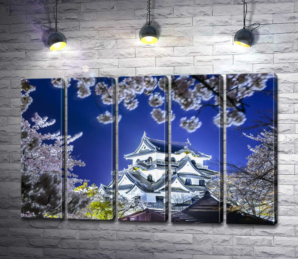 модульная картина Средневековый японский замок Хикона (Hikone Castle) весной (Модуль №26)