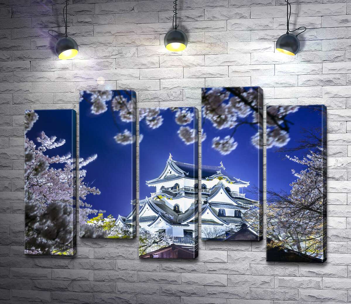 модульная картина Средневековый японский замок Хикона (Hikone Castle) весной (Модуль №30)