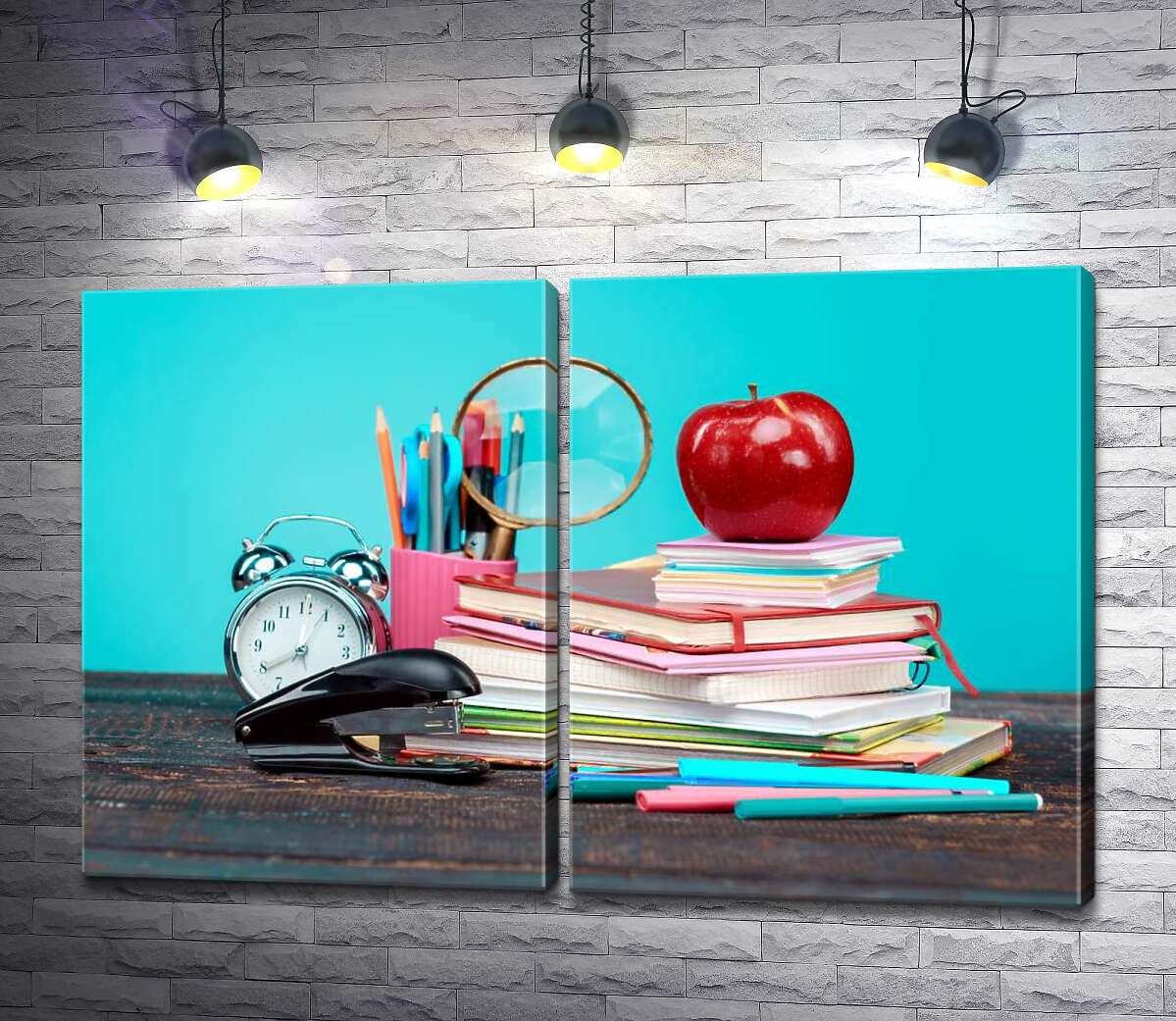 модульная картина Натюрморт школьника: тетради, фломастеры, часы, степлер и яблоко