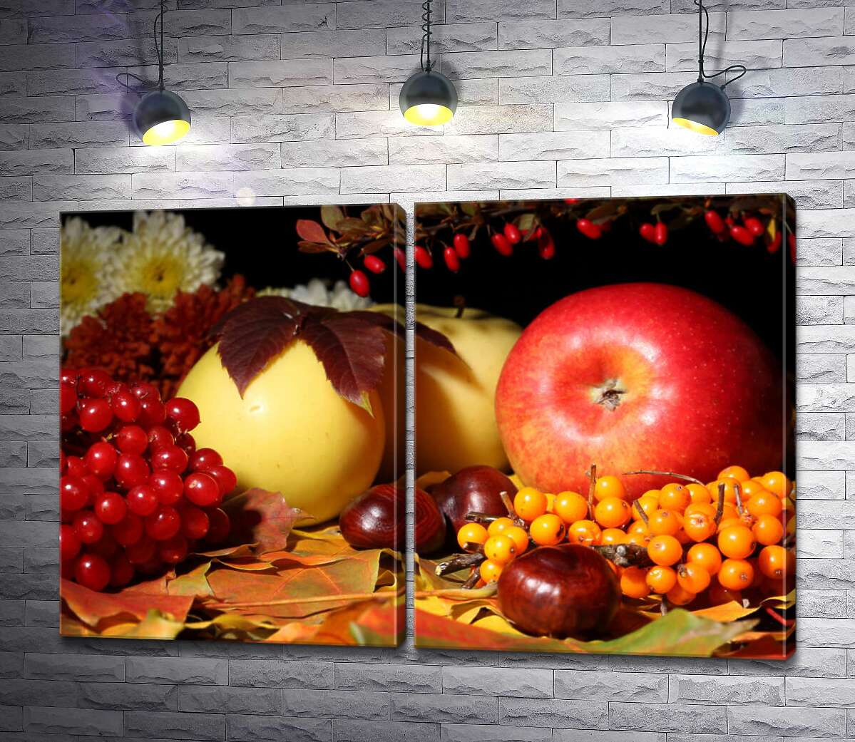 модульная картина Осенний натюрморт: яблоки, калина, облепиха и каштаны на желтых листьях