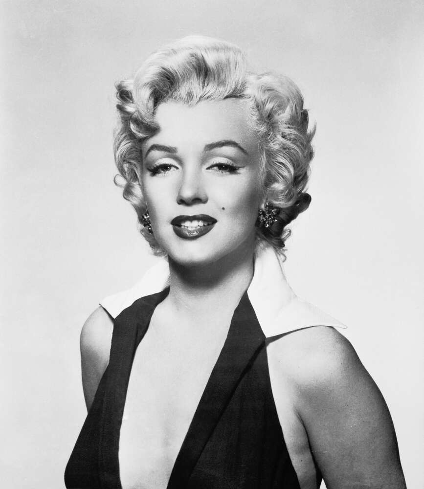 картина-постер Портрет Мэрилин Монро (Marilyn Monroe) в откровенном платье и черно-белых тонах