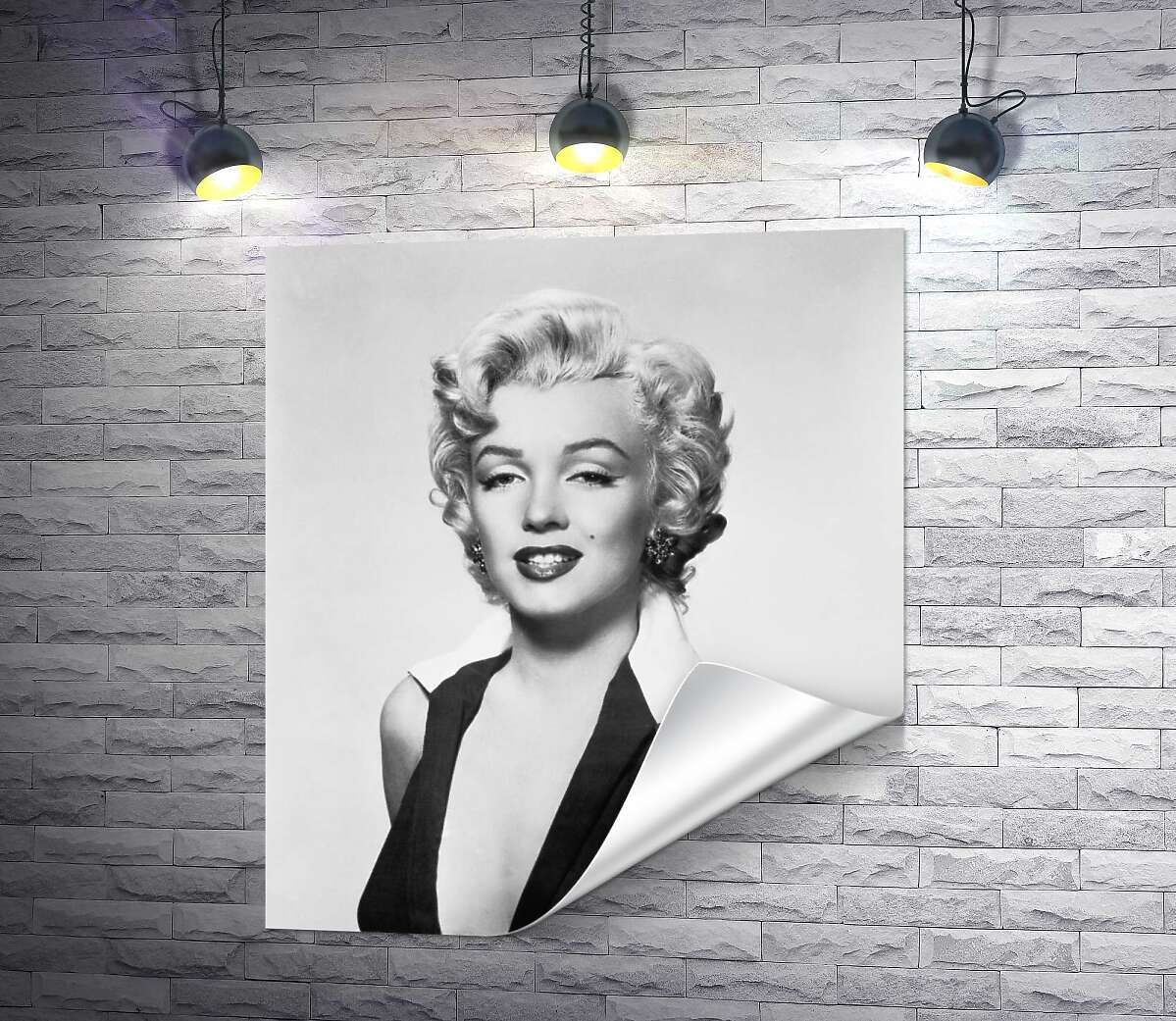 печать Портрет Мэрилин Монро (Marilyn Monroe) в откровенном платье и черно-белых тонах
