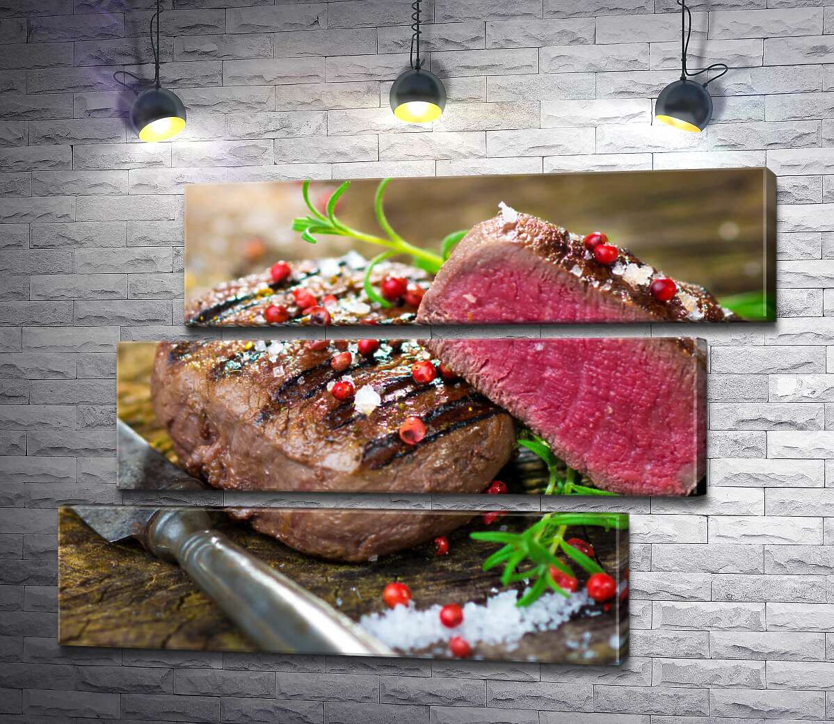 модульная картина Сочный стейк с веточками розмарина и ягодами клюквы (Модуль №17)