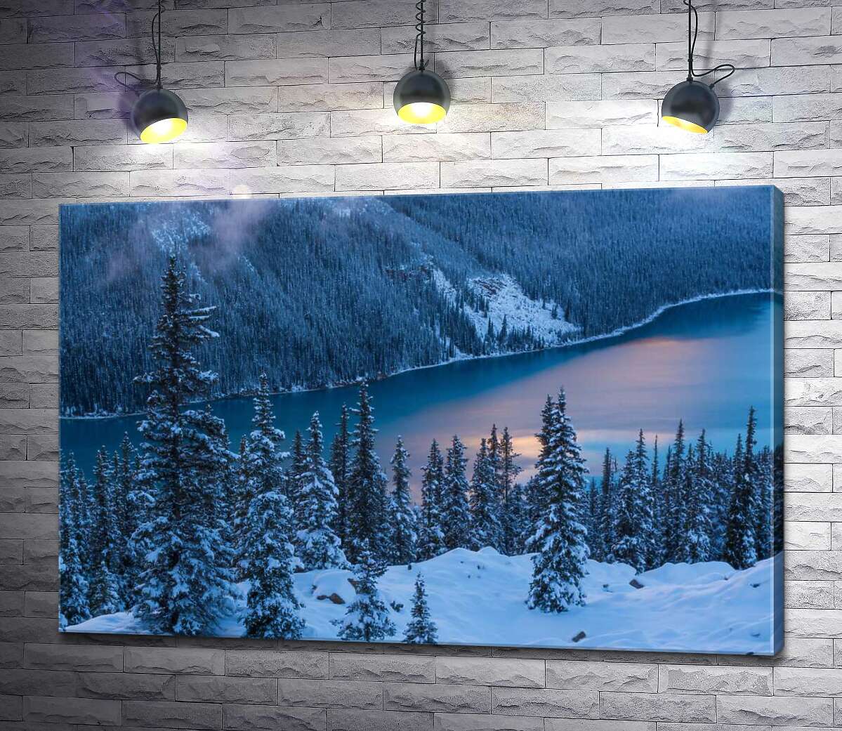 картина Зимовий вечір опускається на гірське озеро