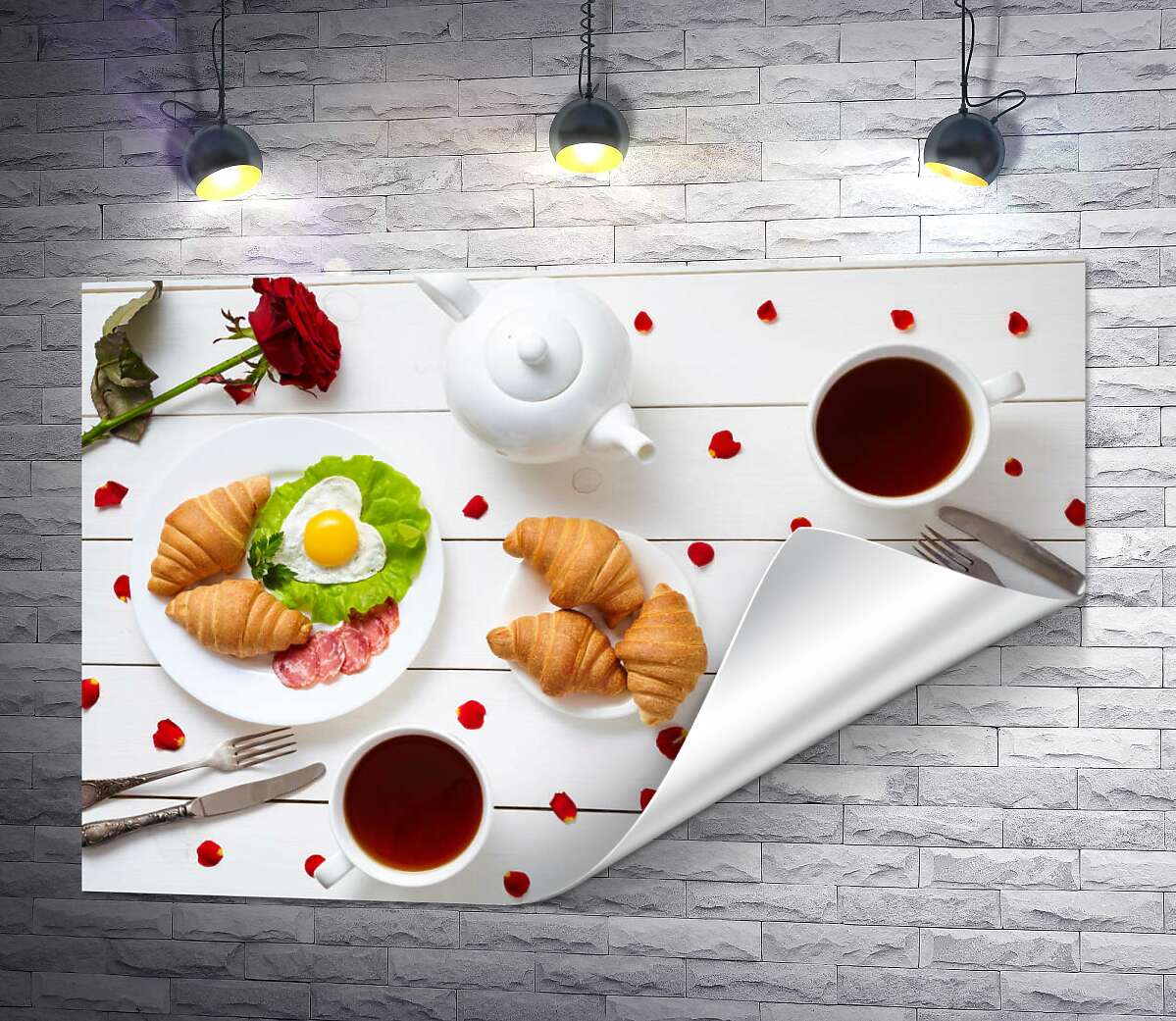 печать Романтика завтрака: пышные круассаны, сердечко-яичница и чай