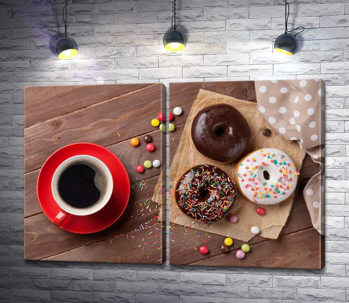 модульная картина Сладкий перекус: кофе с цветными донатсами