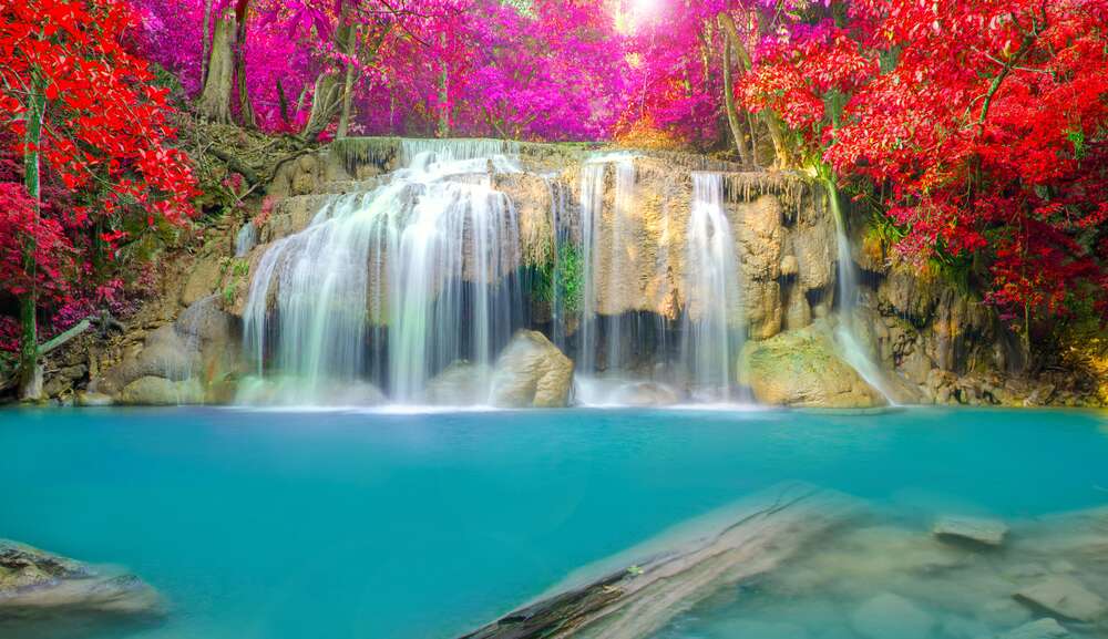 картина-постер Осенние цвета над каскадом водопада Эраван (Erawan falls)
