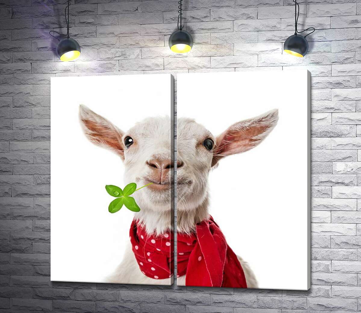 модульная картина Элегантная коза в красном шарфе
