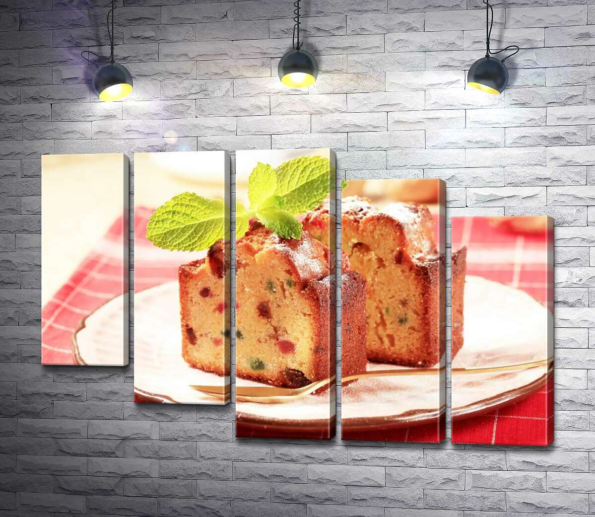 модульная картина Золотистый кекс с цветными кусочками сухофруктов (Модуль №28)