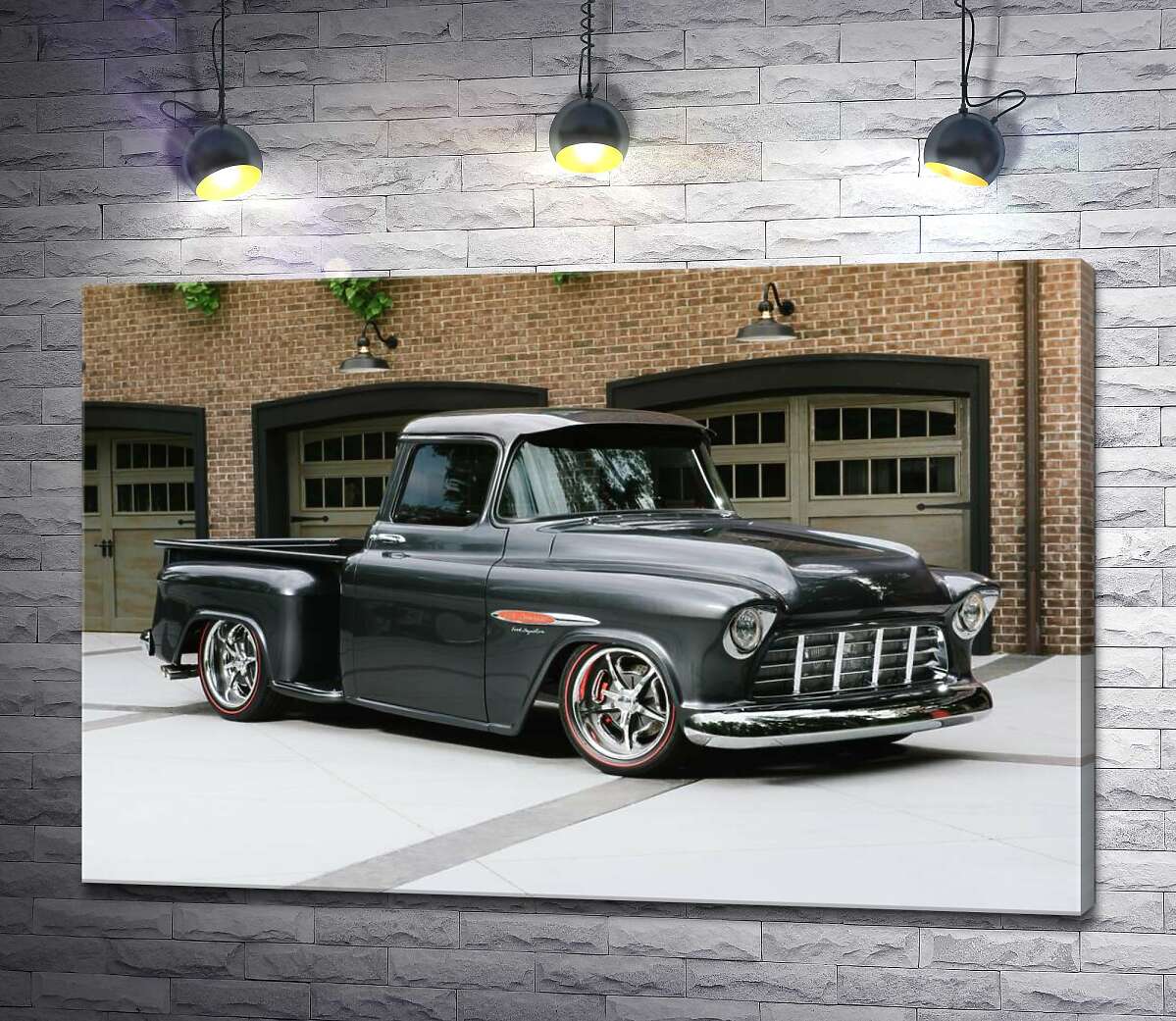 картина Чорний автомобіль Chevrolet Pickup 1955 перед в'їздами у гаражі