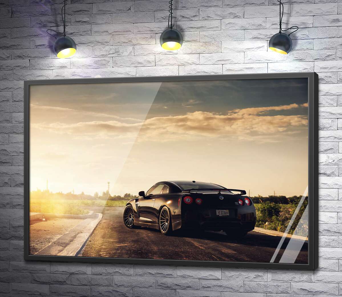 постер Промені виблискують золотом на чорній поверхні автомобіля Opel