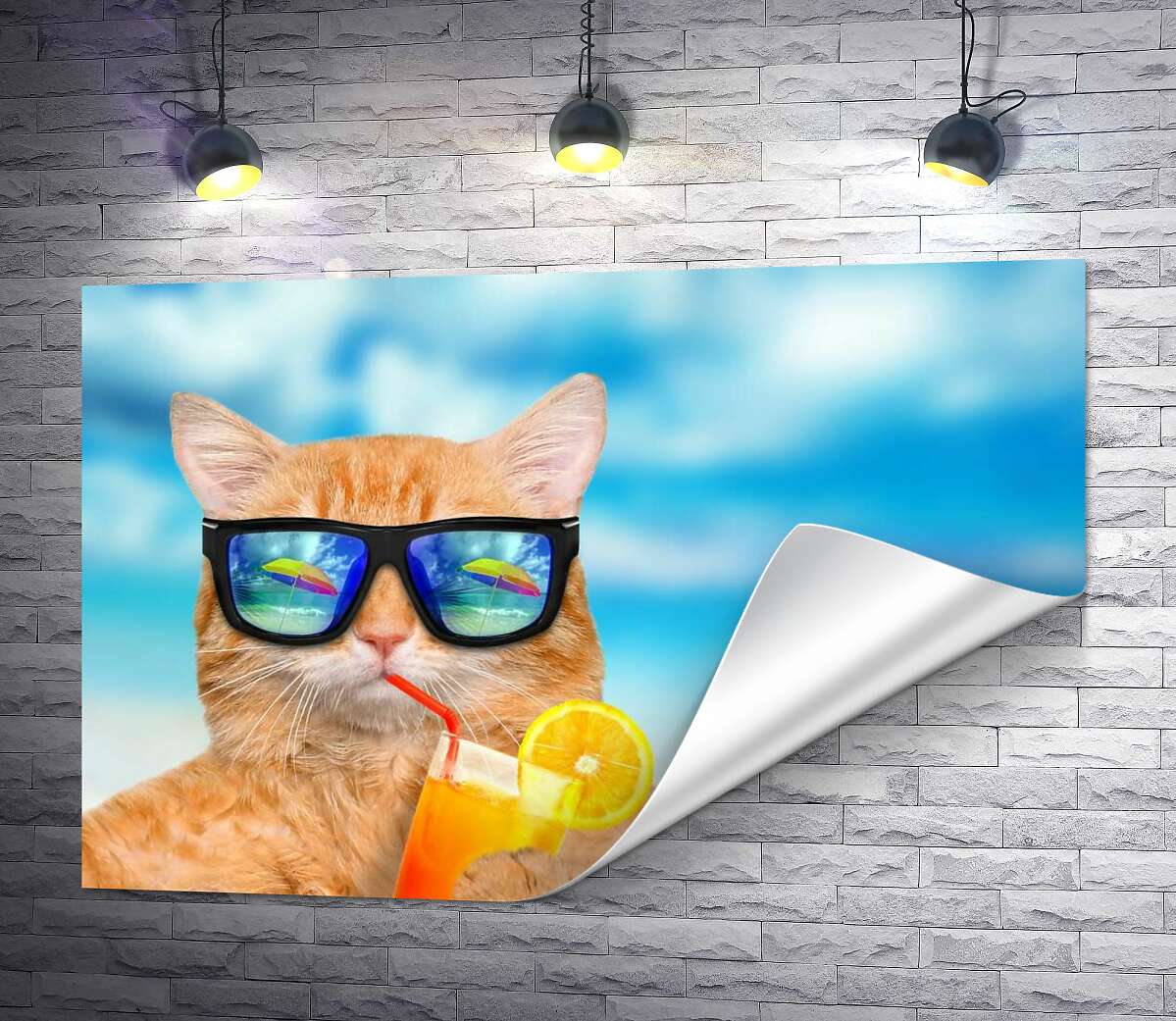друк Рудий кіт у відпустці п’є фреш на пляжі