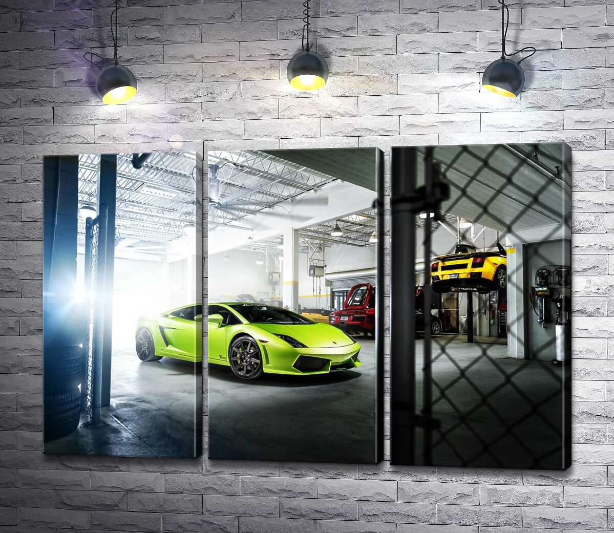 модульная картина Яркий зеленый Ламборгини (Lamborghini Gallardo) стоит в тени гаража (Модуль №2)
