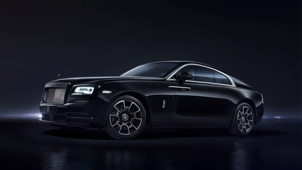 картина-постер Черный автомобиль класса люкс Роллс-Ройс (Rolls-Royce Wraith Black Badge)