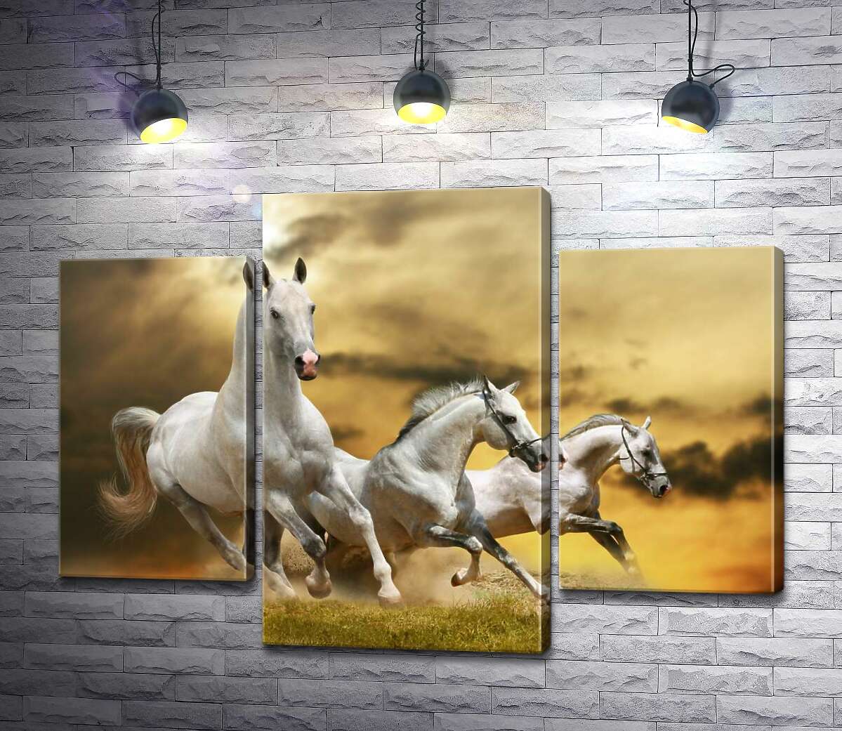 модульная картина Быстрый галоп трех белых коней (Модуль №10)