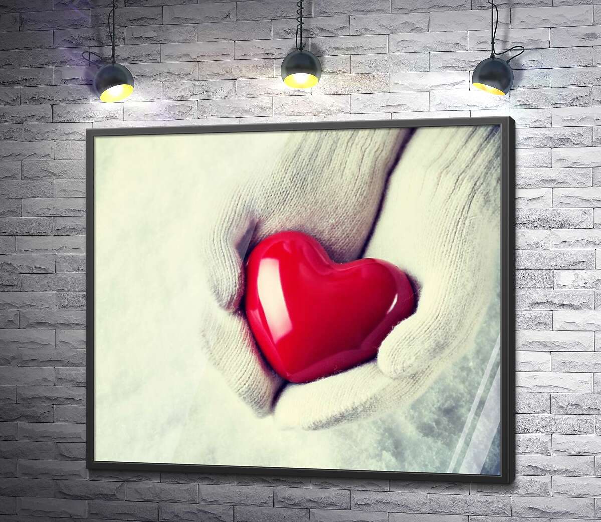 постер Теплий колір серця на холодному фоні білих рукавичок
