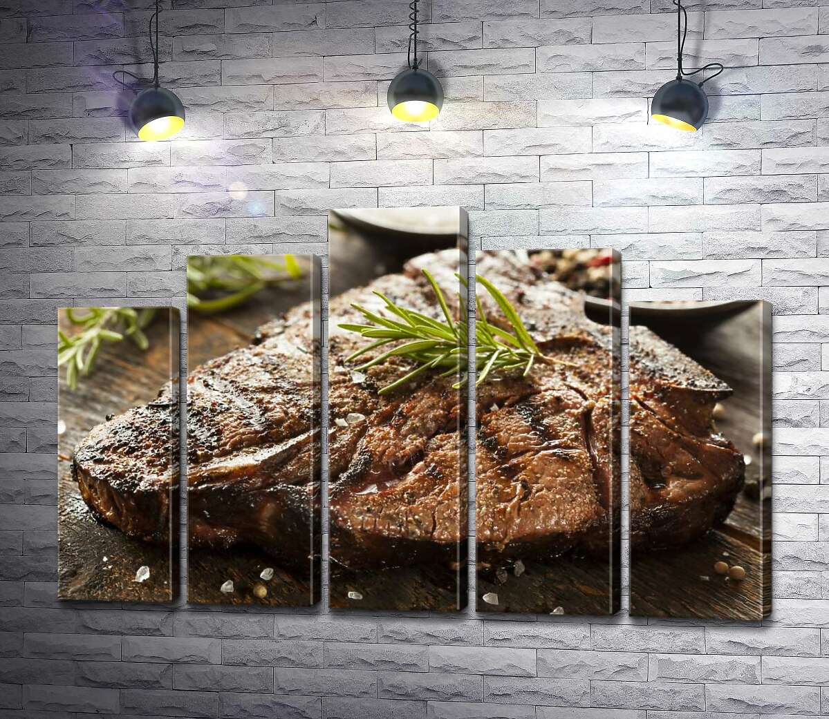 модульная картина Веточка розмарина придает неповторимый вкус сочному стейку (Модуль №29)