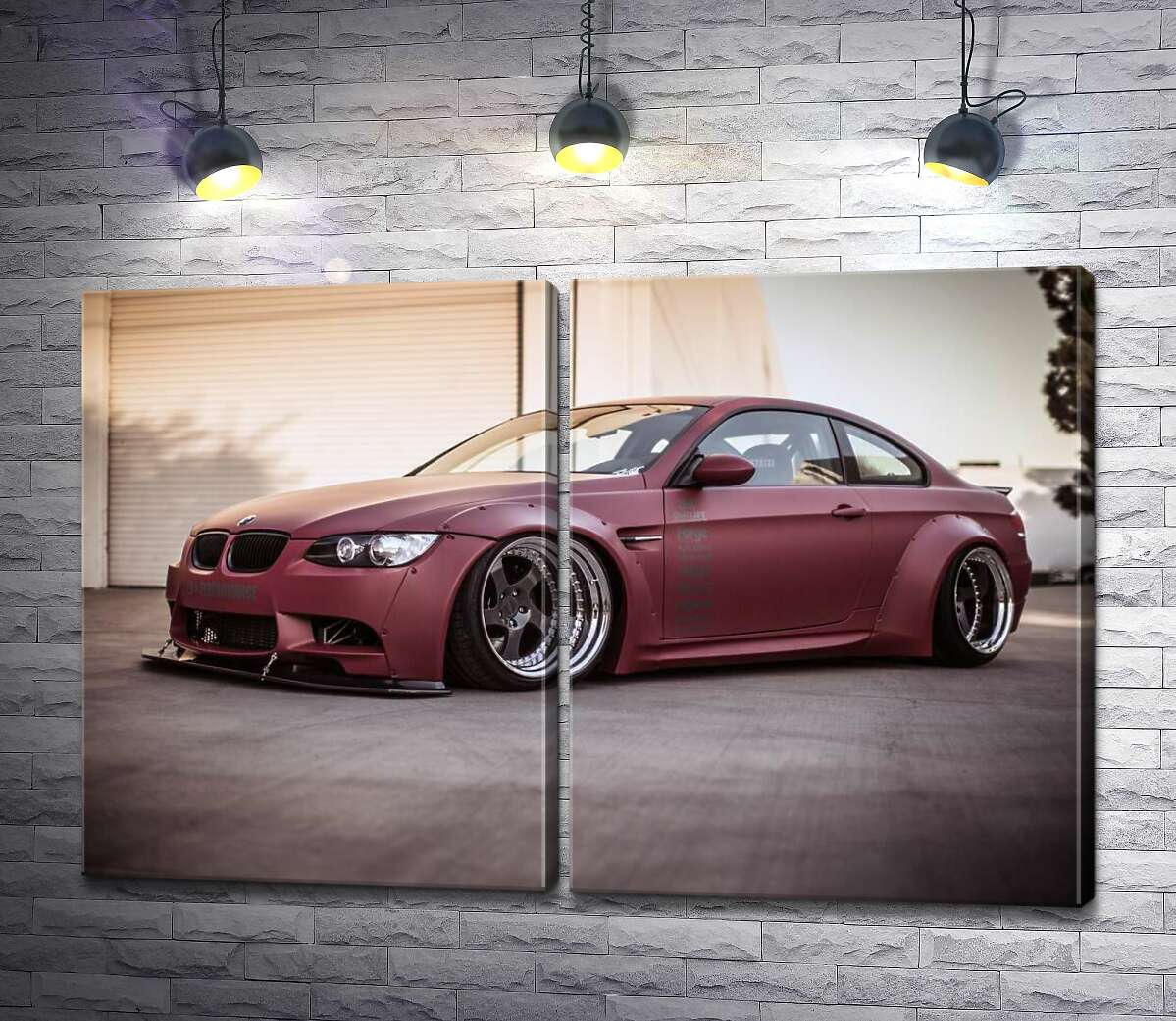 модульная картина Багровый автомобиль BMW M5 F10