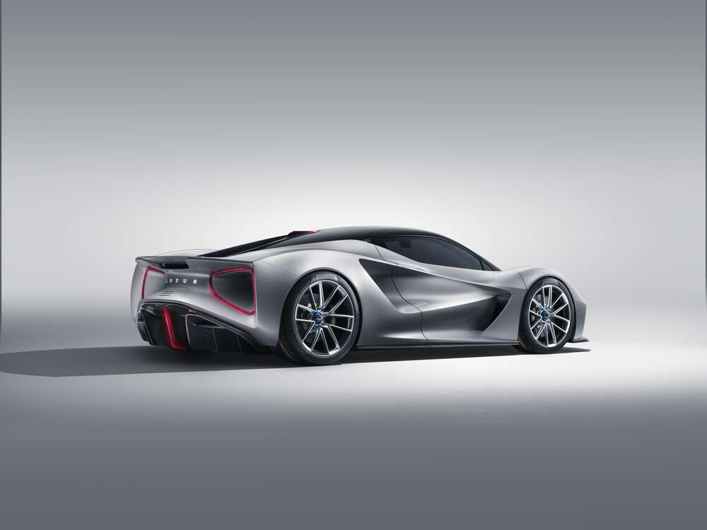 картина-постер Дивовижний дизайн електричного спортивного автомобіля Lotus Evija