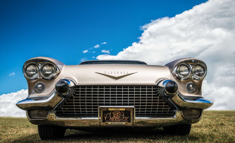 картина-постер Золотое покрытие автомобиля Кадиллак (Cadillac Eldorado Seville) 1957 года