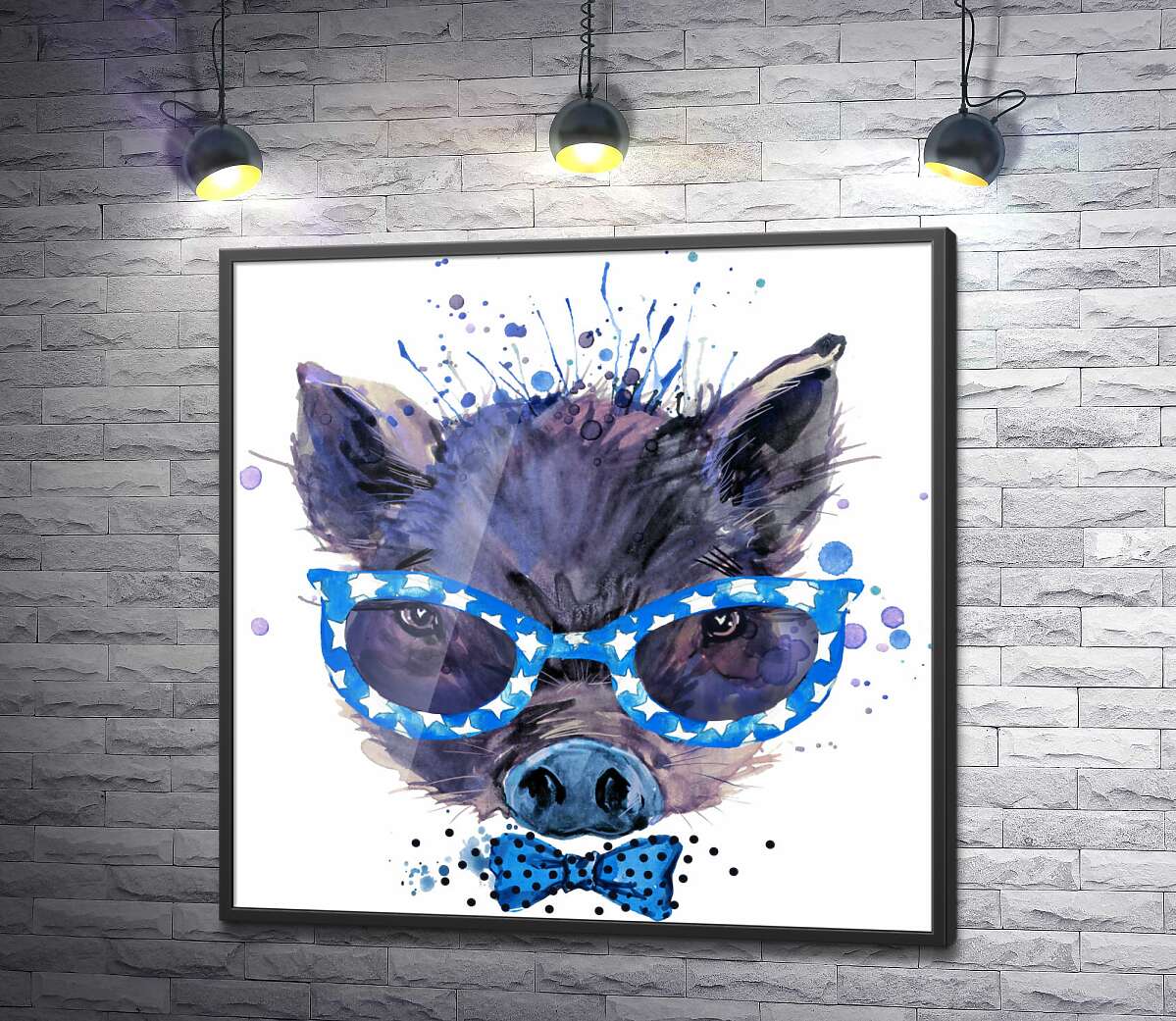 постер Модний кабанчик у зіркових окулярах та синій краватці-метелику