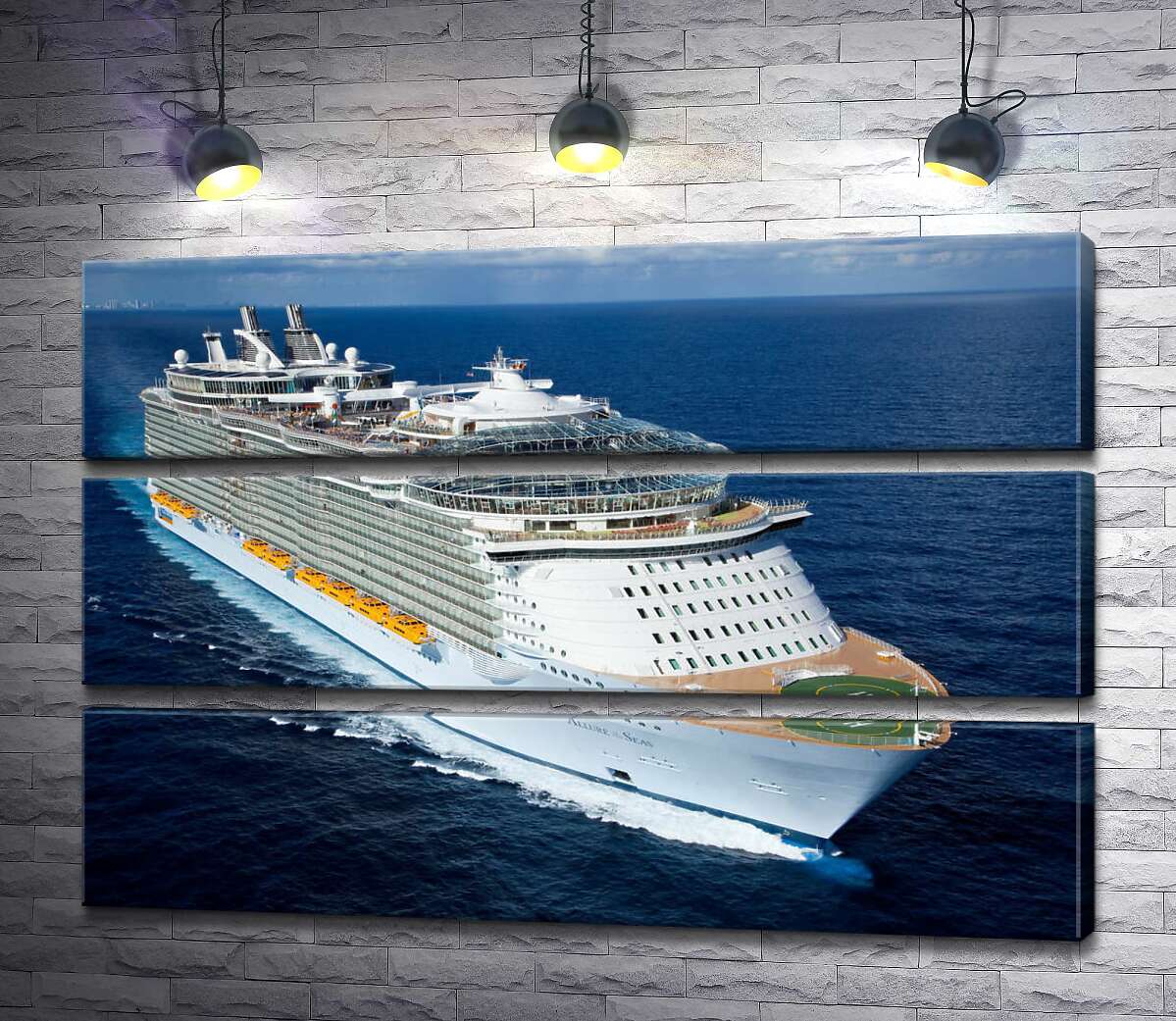 модульна картина "Allure of Seas" - круїзне судно на повній швидкості розрізає синю водну гладь (Модуль №15)