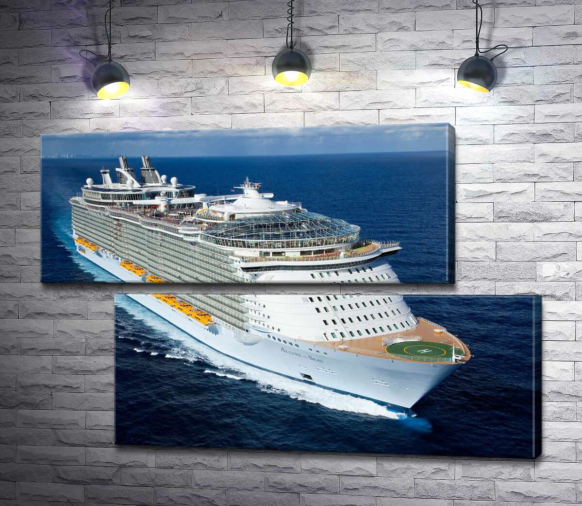 модульная картина Allure of Seas - круизное судно на полной скорости разрезает синюю водную гладь (Модуль №8)