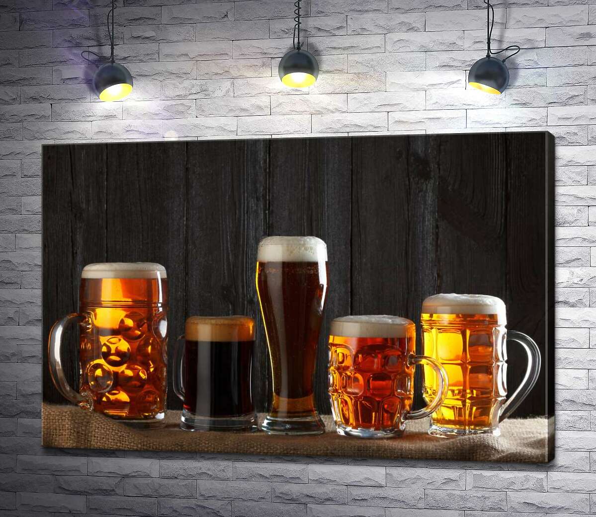 картина Золоті відтінки сортів пива в різноманітті скляних келихів