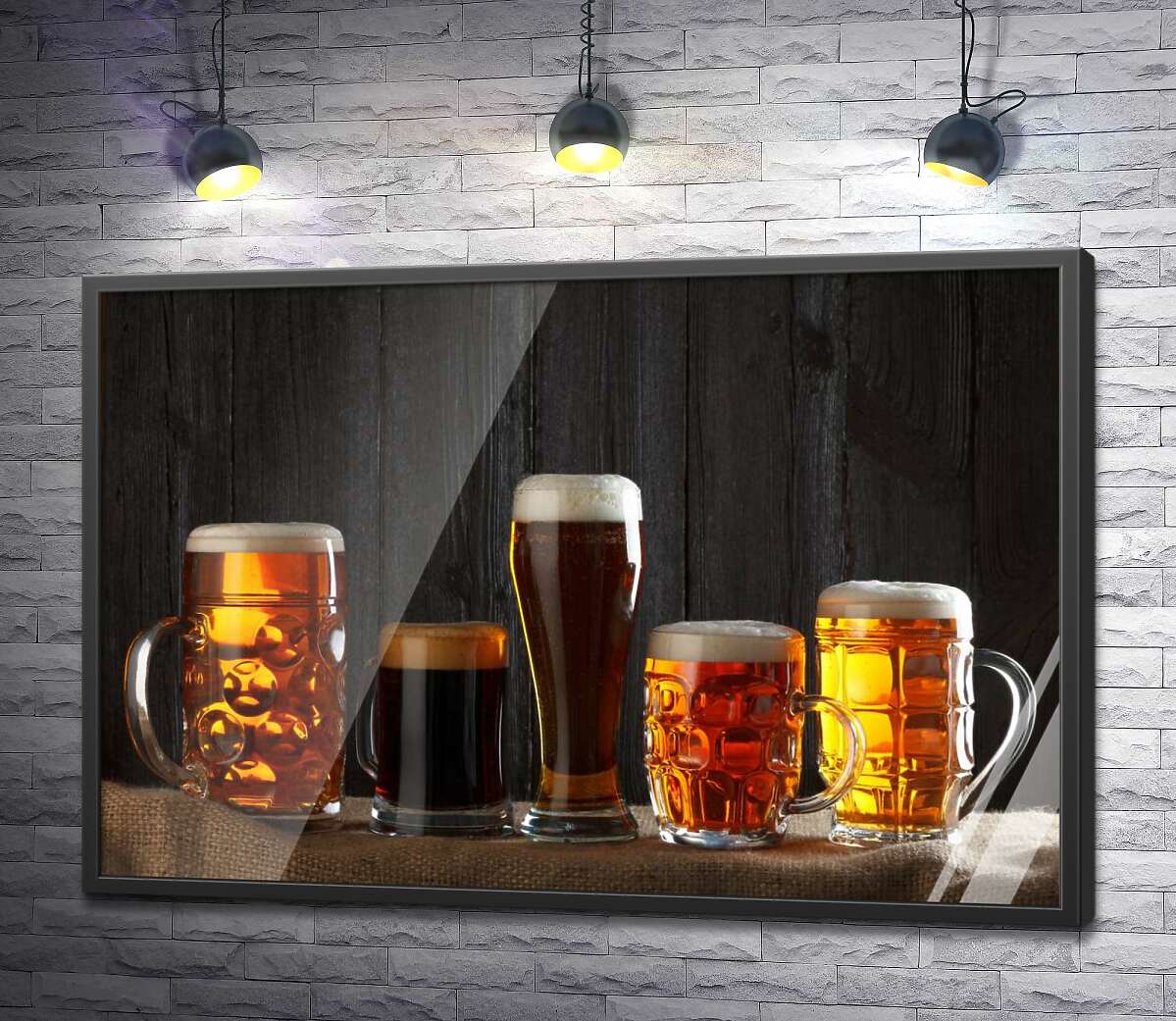 постер Золотые оттенки сортов пива в разнообразии стеклянных бокалов