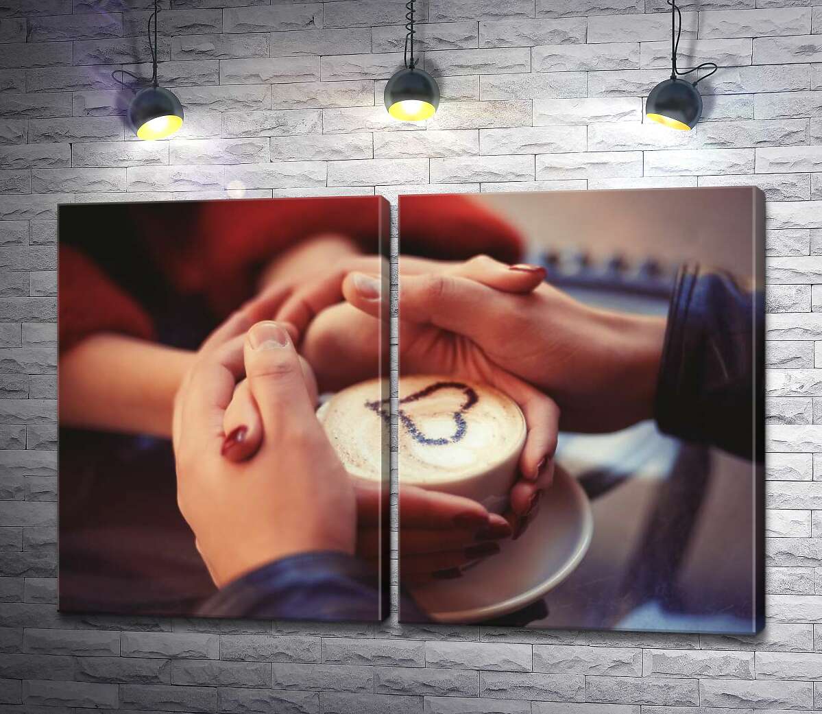 модульная картина Тепло чашки с кофе согревает руки влюбленных