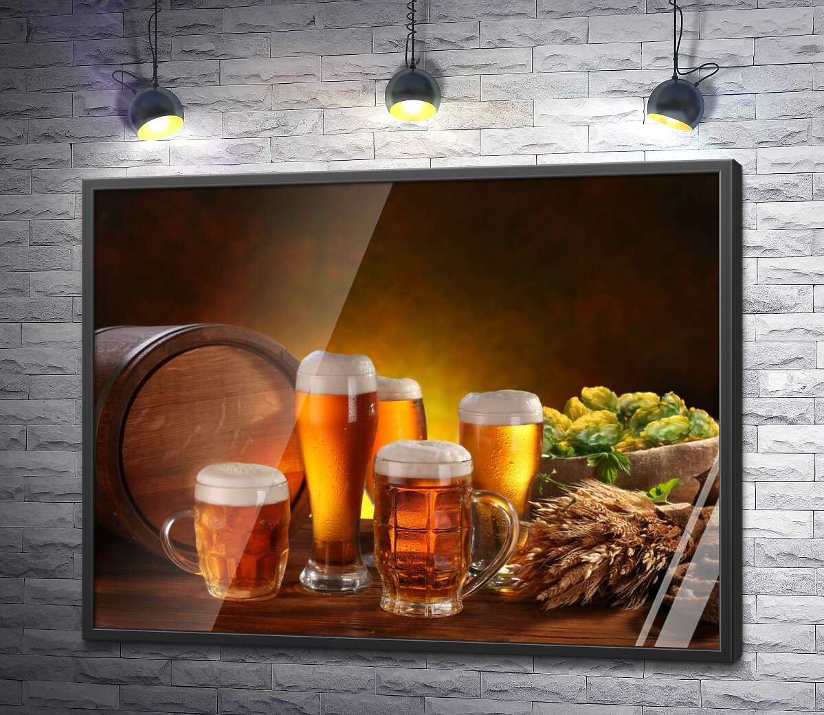 постер Келихи світлого пива в оточенні хмелю, пшениці та бочки