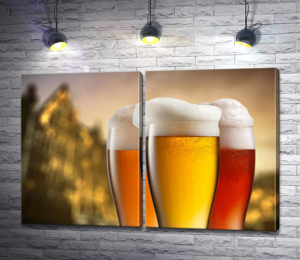 модульная картина Плавные изгибы золотых оттенков бокалов с пивом