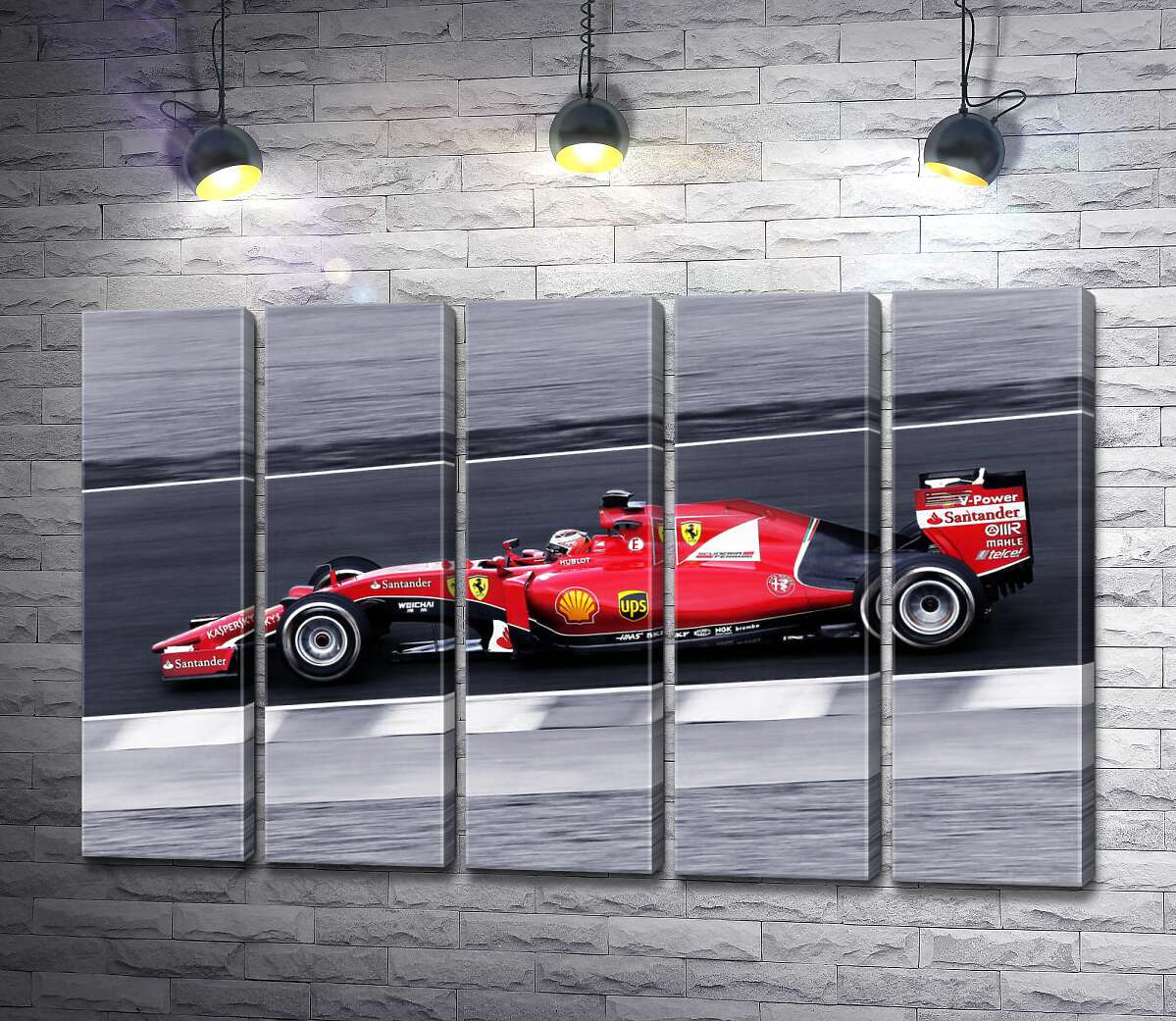 модульна картина Червоний автомобіль Ferrari на гоночній трасі "Формули-1" (Модуль №26)