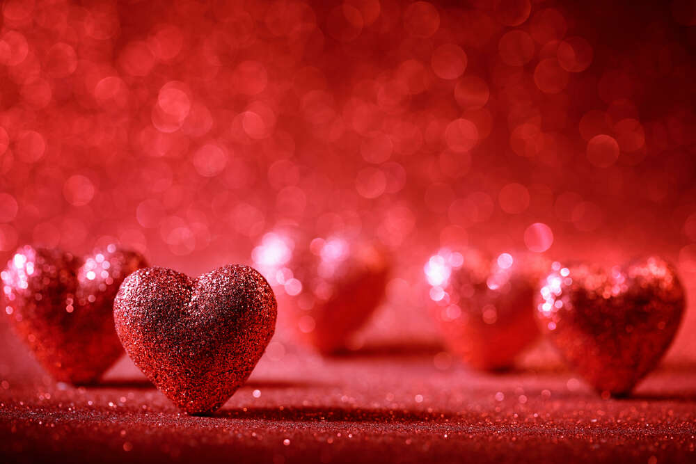 картина-постер Блискучі поверхні червоних сердець