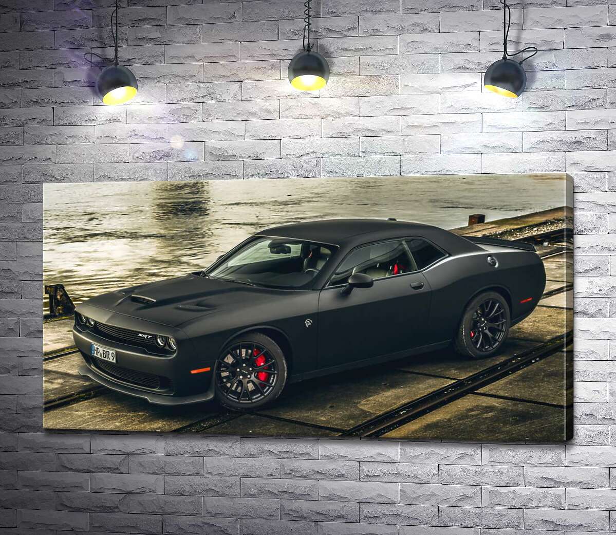 картина Черная матовая модель автомобиля Dodge Challenger Hellcat