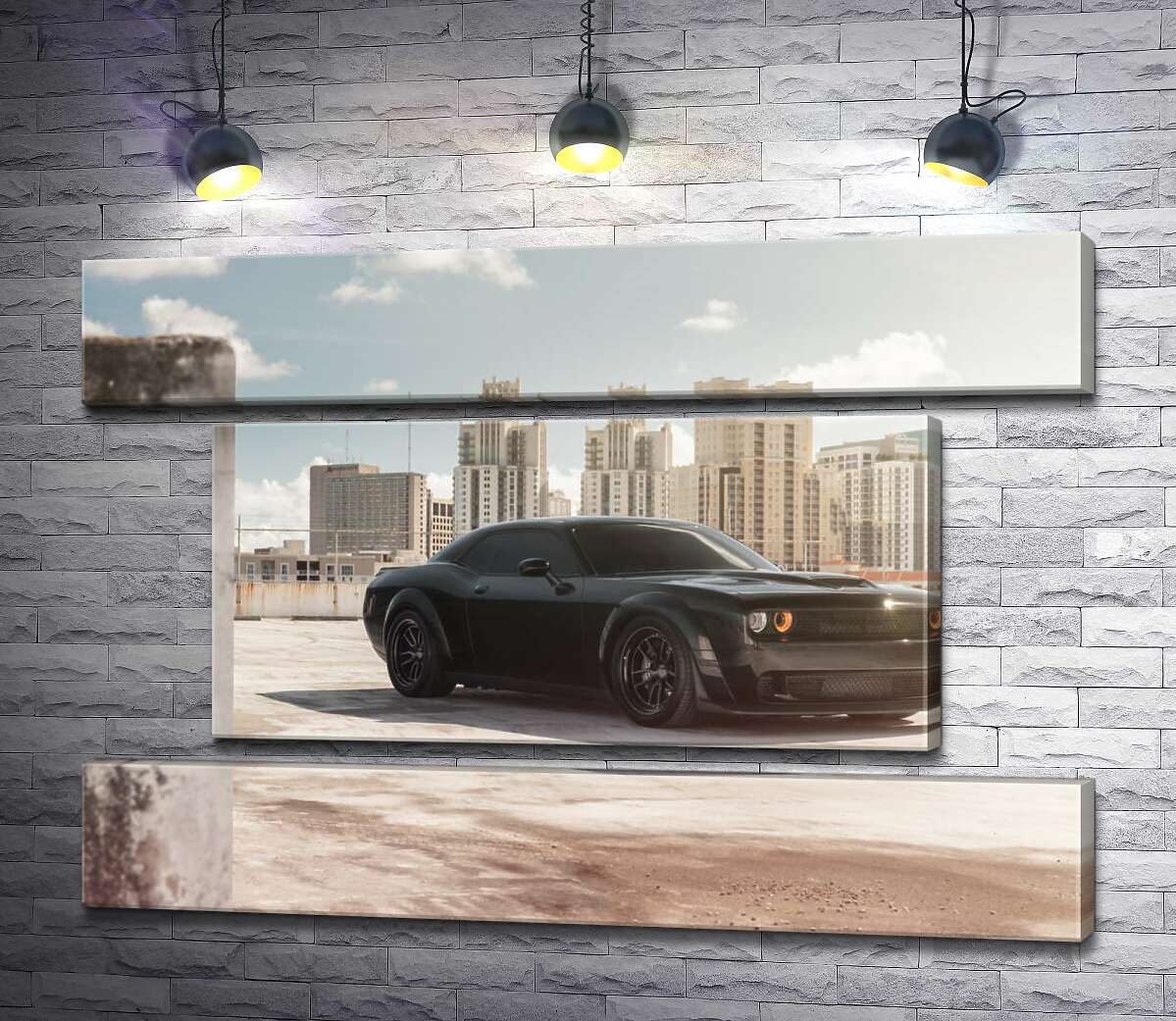 модульная картина Черный автомобиль Dodge Challenger Hellcat на фоне домов (Модуль №18)